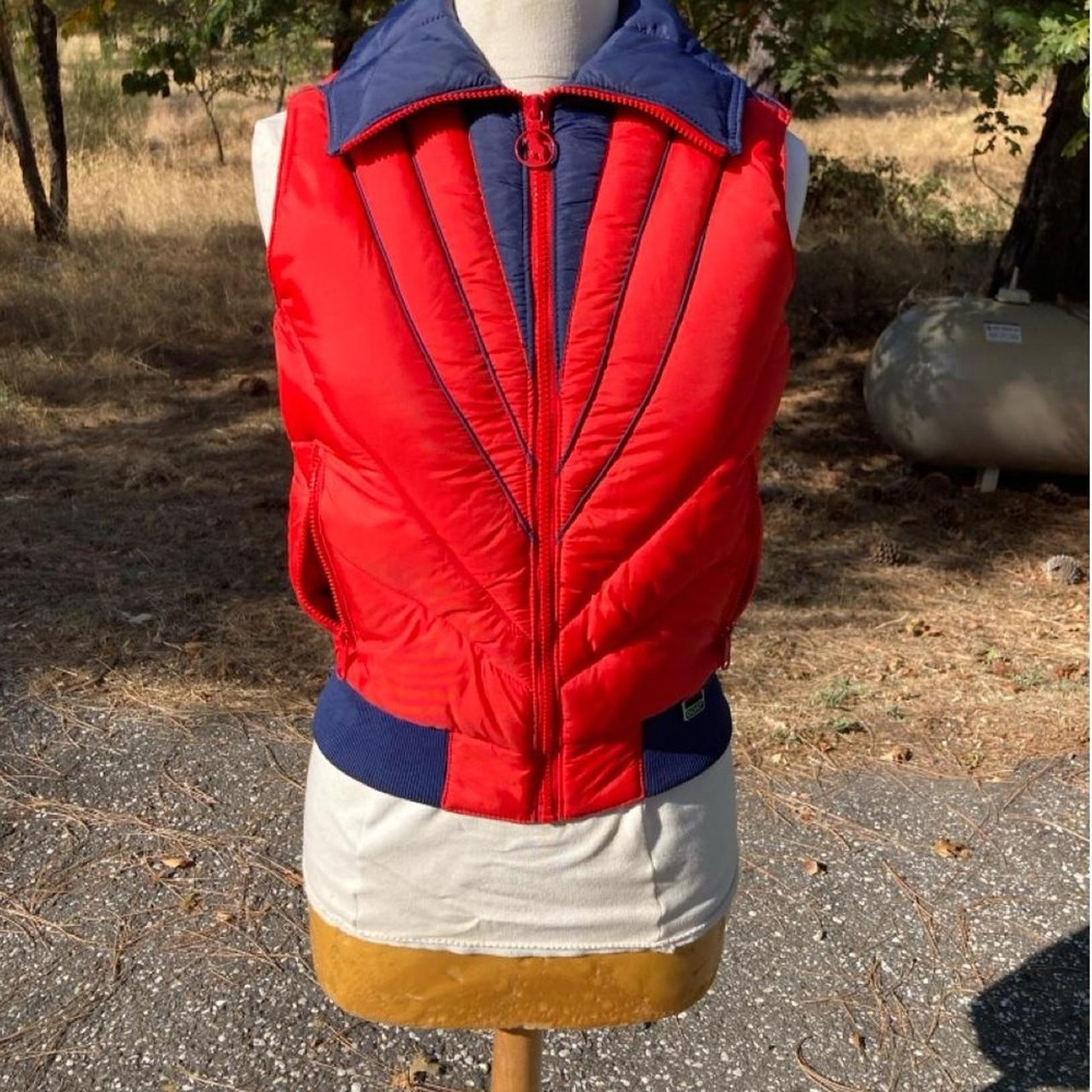 Vintage Gorpcore Puffer Vest Ski Mountain Goat Color Block Red and Blue Small
